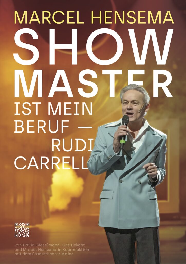 Plakat-Showmaster-AMA-Carell-SayCheese-4-Seiter— Hamlet—DinA1-ISOcoatedV2-300proz—1mmBeschnitt-korrekt250520_web